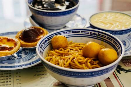 Chinese Culinary Traditions: Bridging Societies Through Cuisine